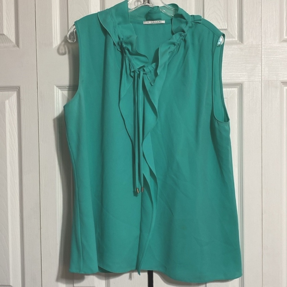 Tahari dusty green sleeveless riffle neck blouse top shirt Size LARGE